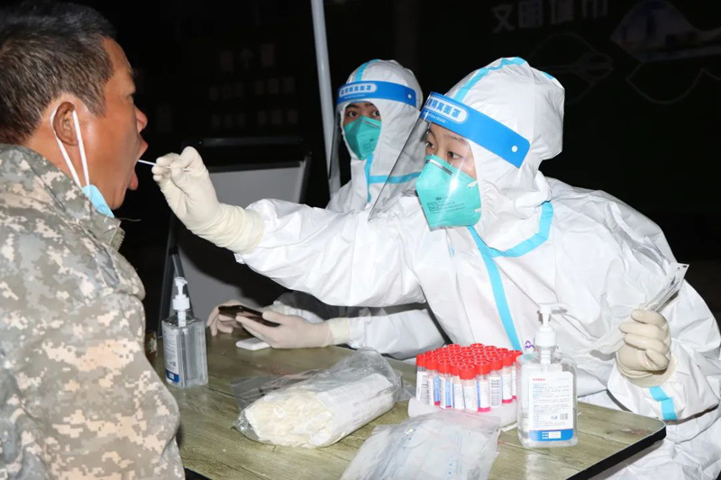 深夜里逆行的明确5.jpg 深夜里逆行的明确5.jpg